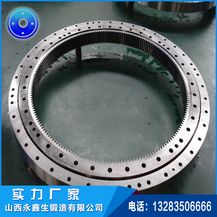 1685087737876161.jpg 锻造齿轮箱锻件.jpg