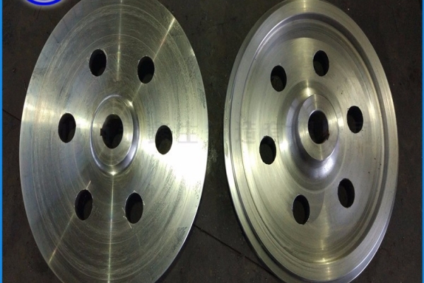 65Mn电机车车轮锻造件