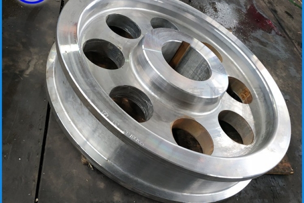 门式双跨线链斗卸车机车轮锻件