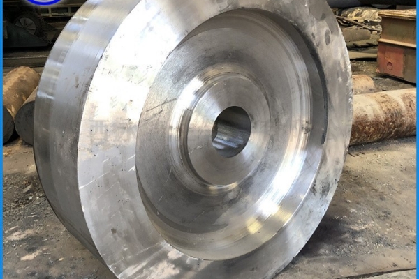 锻造65MN车轮体锻件
