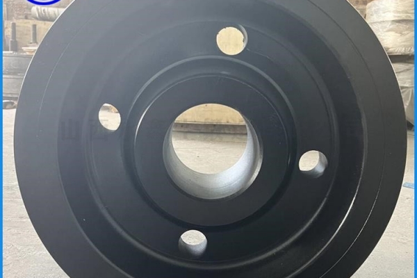 抱罐车车轮锻件