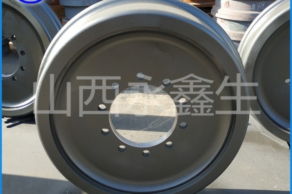 过跨跨车车轮锻件