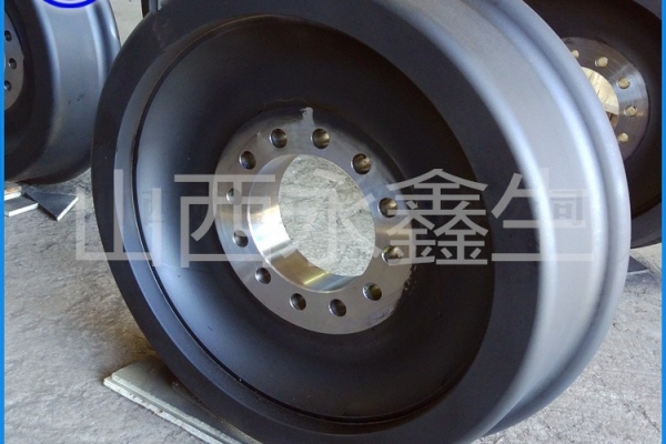 锻造滚筒烘干机托轮锻件